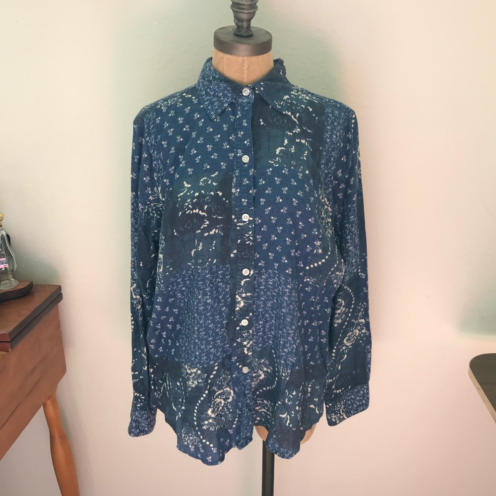 Chaps button down paisley shirt